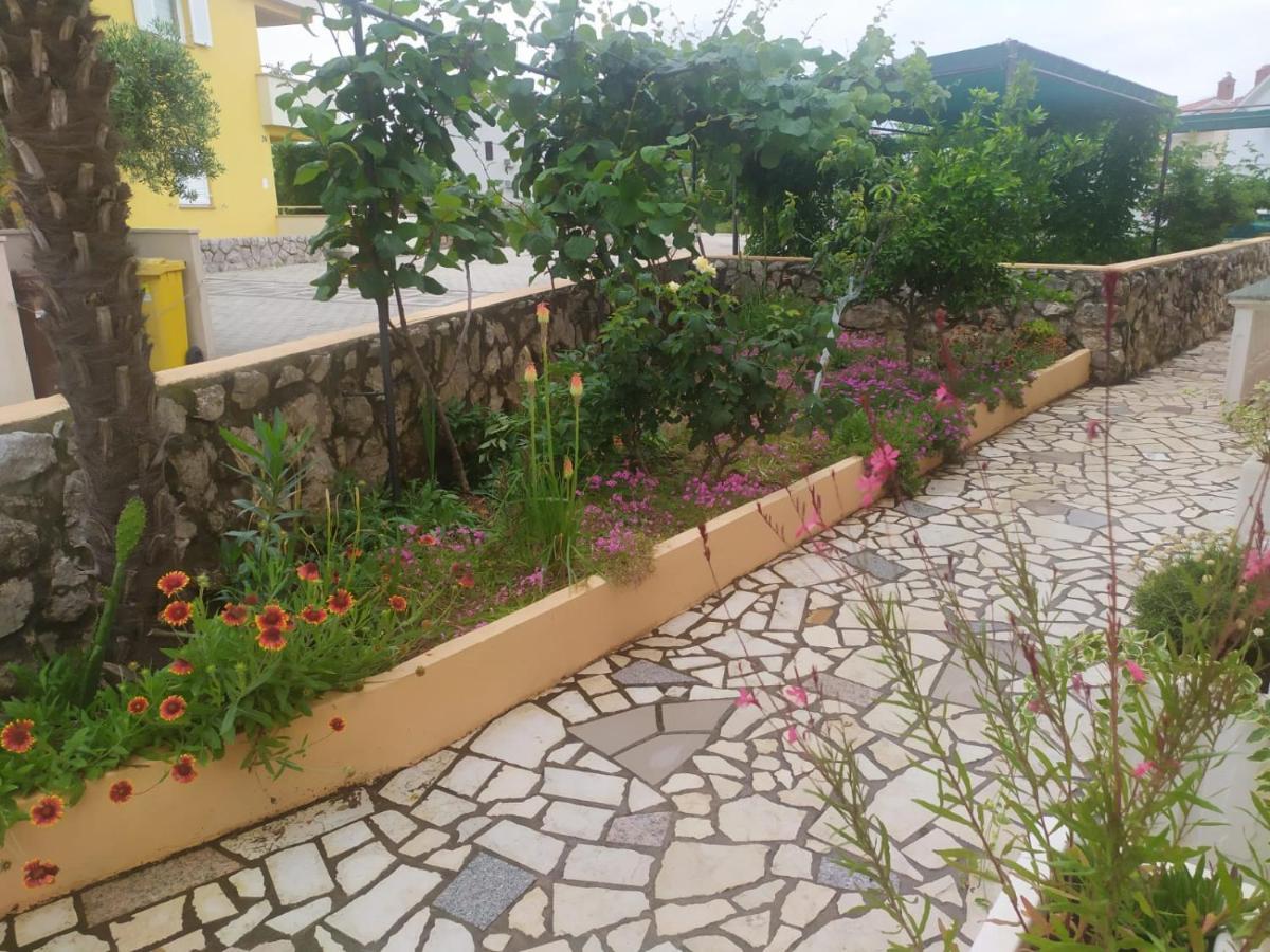 Rimbaldo Apartments Krk Town Eksteriør bilde