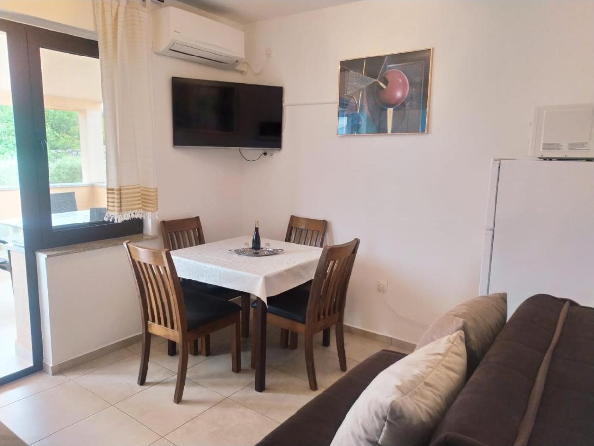 Rimbaldo Apartments Krk Town Eksteriør bilde
