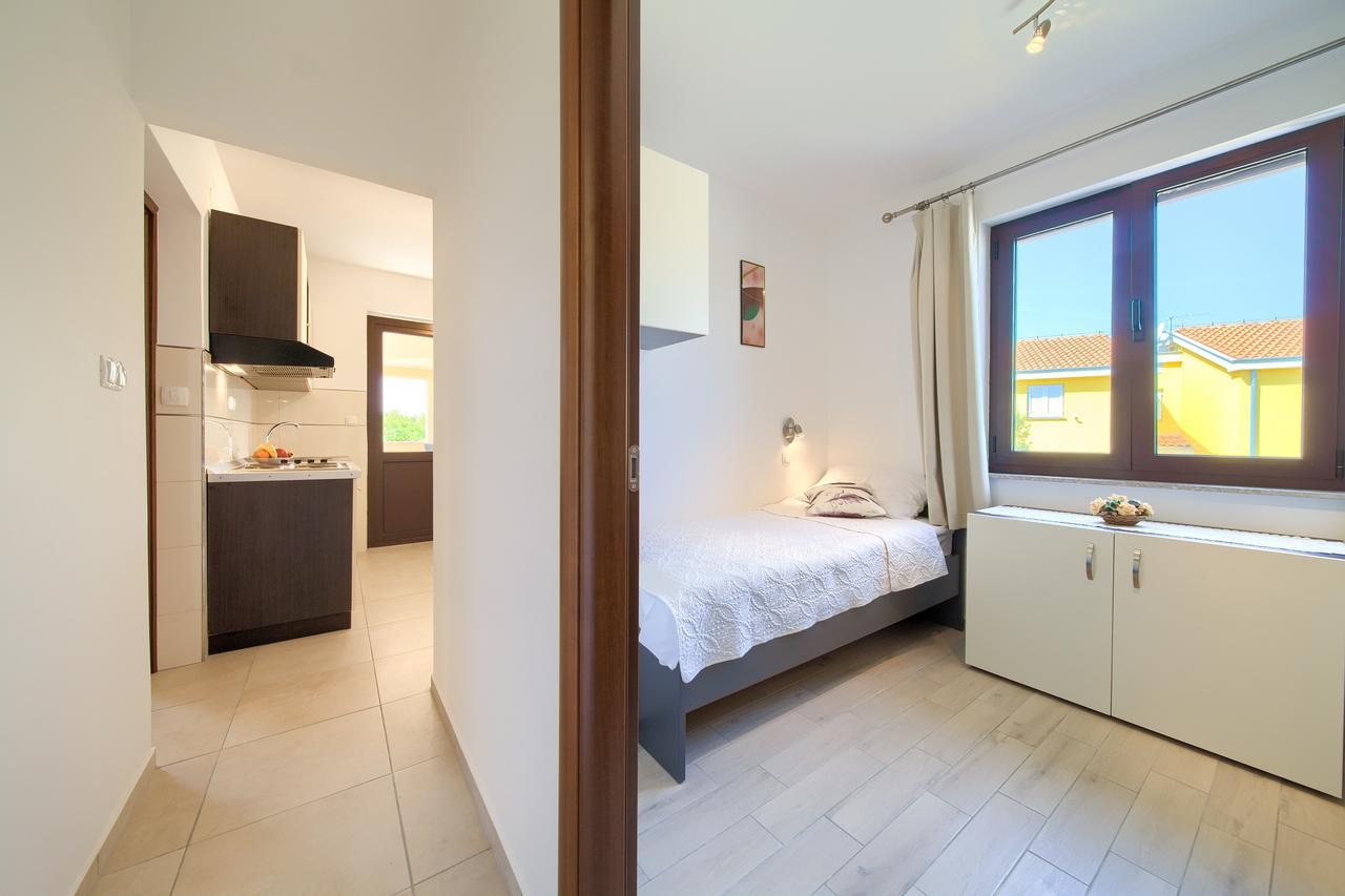 Rimbaldo Apartments Krk Town Eksteriør bilde